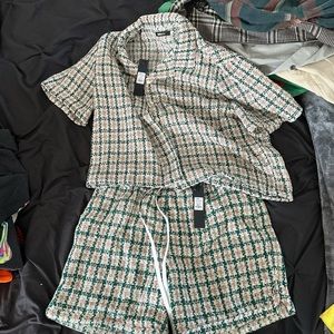 Fashion Nova men’s matching set sorts size L top size XL